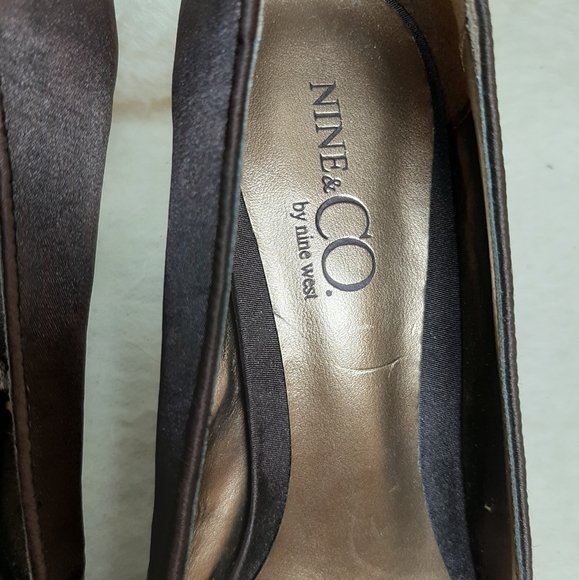 Gorgeous peep toe- shoes - dressy and elegant - Picture 5 of 12